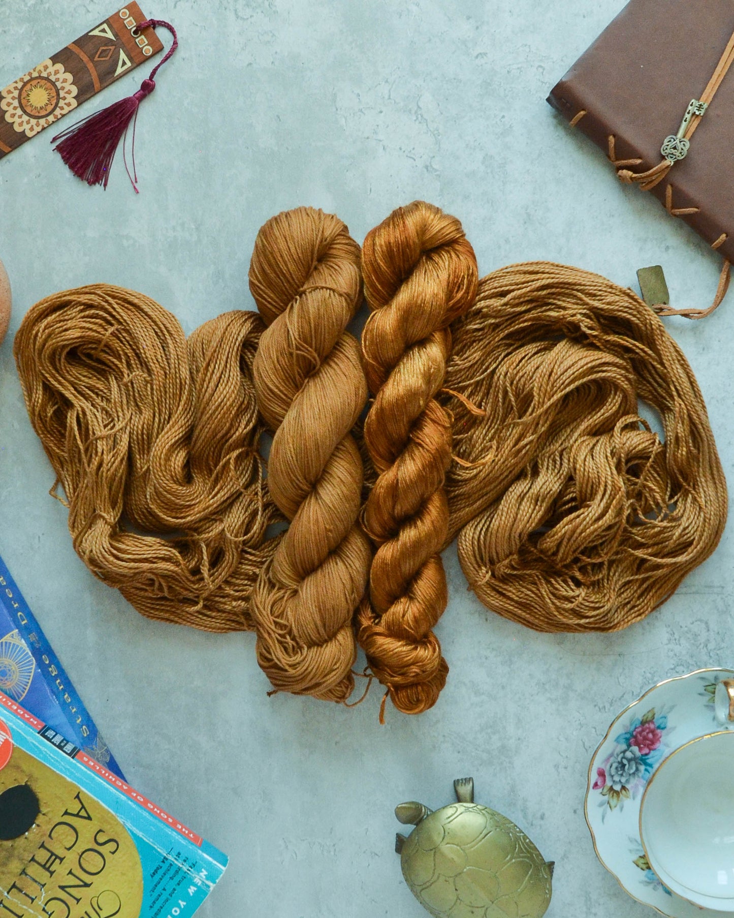 May Yarn - "Mythos"
