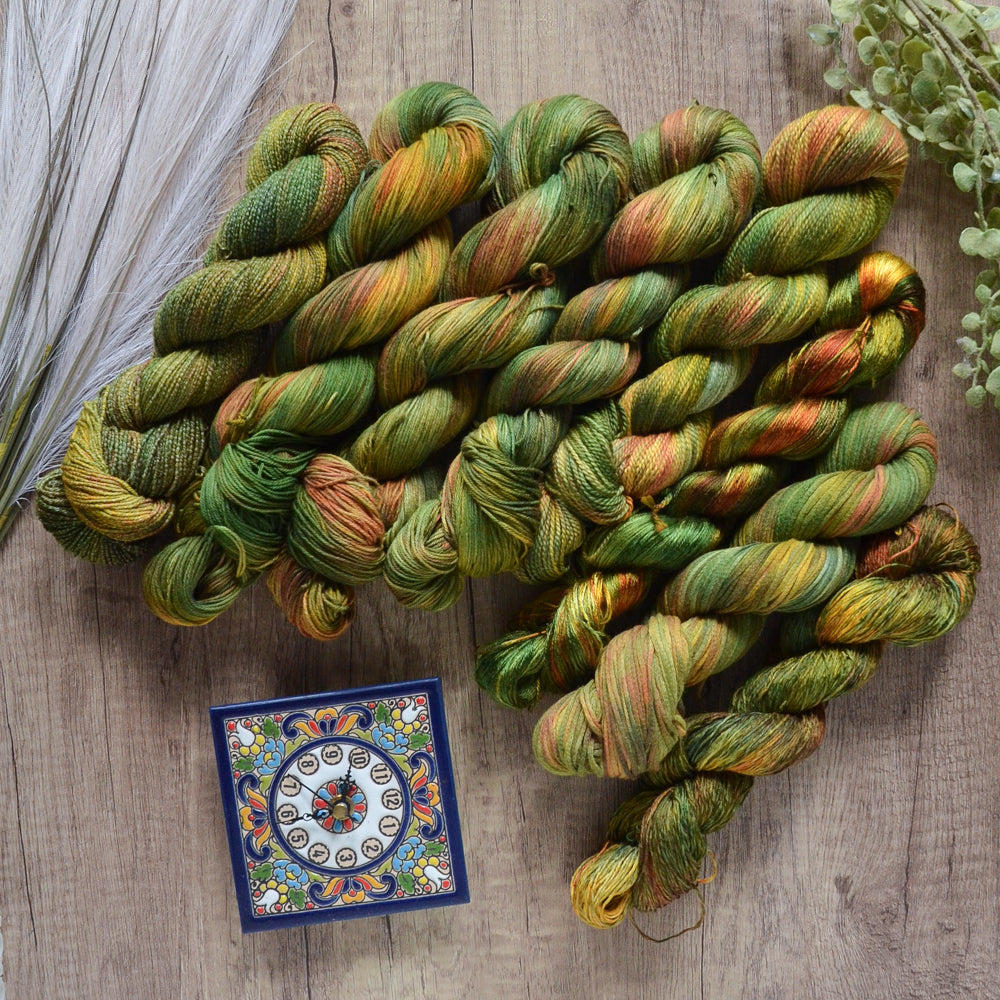 August Yarn - "Palacio de Las Dueñas"