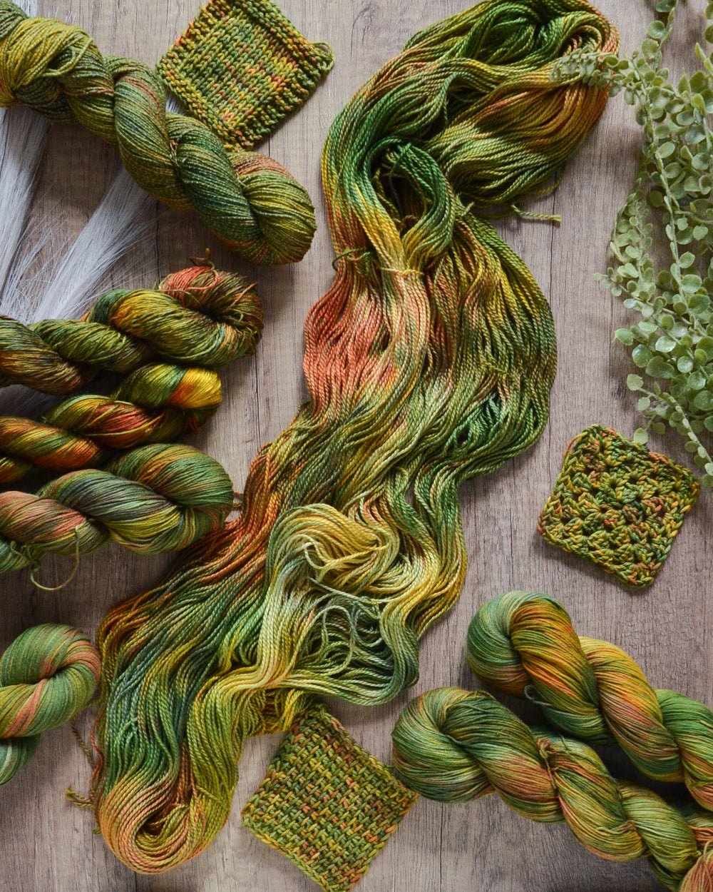 August Yarn - "Palacio de Las Dueñas"